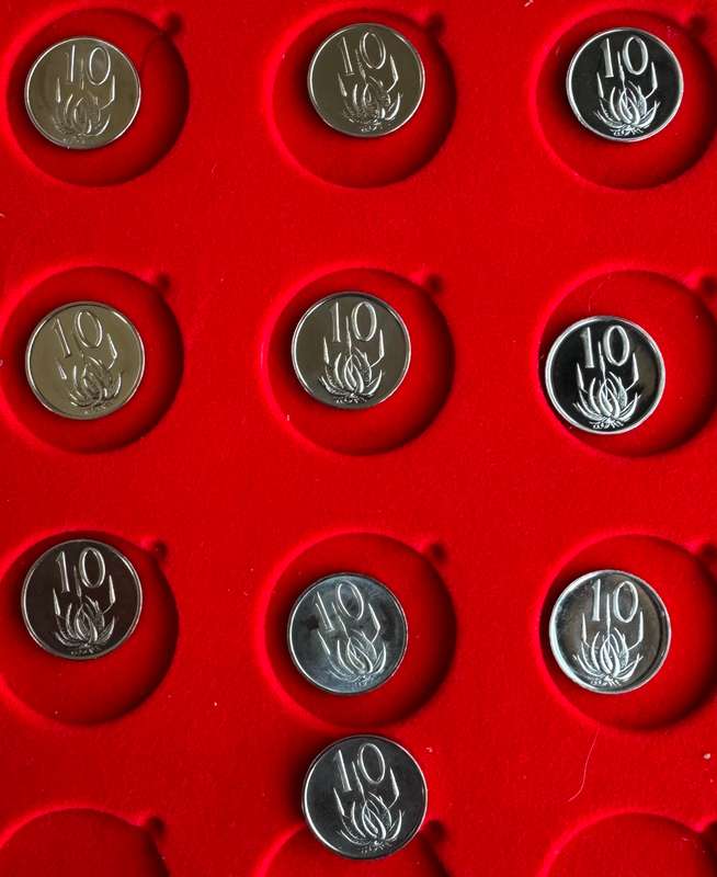 Set of 50 proof coins 50 cent to 1c -Pictured is what u will get - no silver rands price for the lot