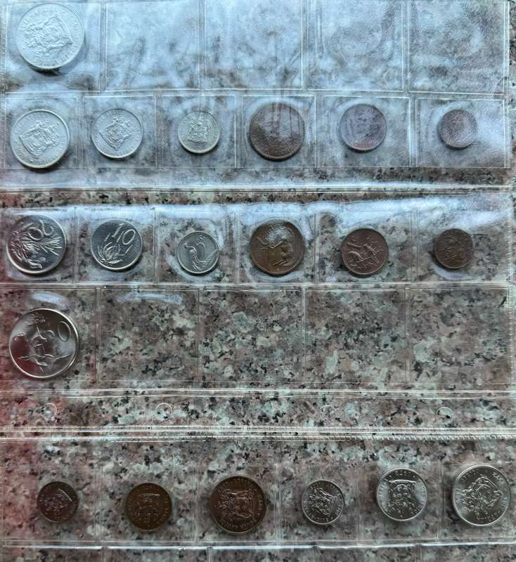 3 UNC sets incomplete - pictured is what u will get - no silver rands price for the lot