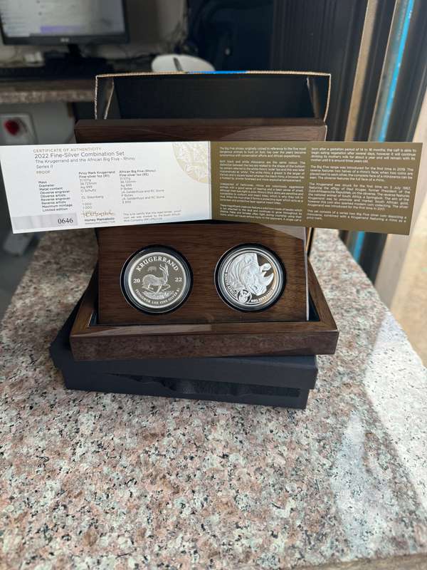 2022 KRUGERRAND PRIVY SET SERIES 2 - RHINO -2 x 1oz PROOF COINS - MINT MARK - SAMINT ORIGINAL AS