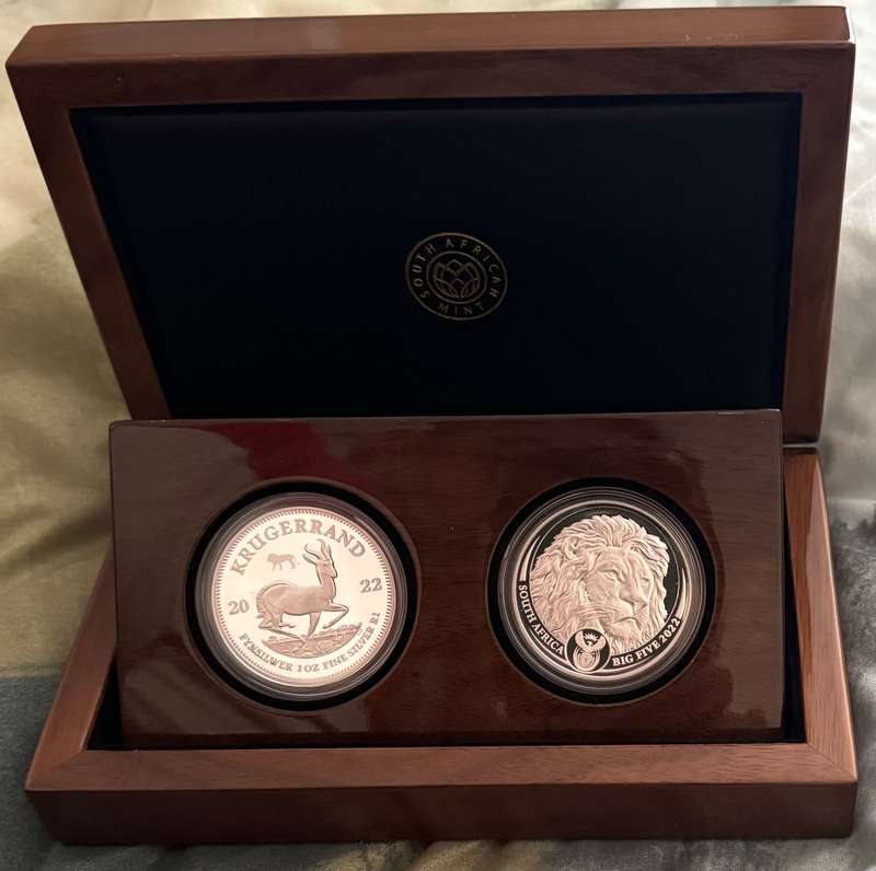 2022 KRUGERRAND PRIVY SET SERIES 2 - LION -2 x 1oz PROOF COINS - MINT MARK - SAMINT ORIGINAL AS