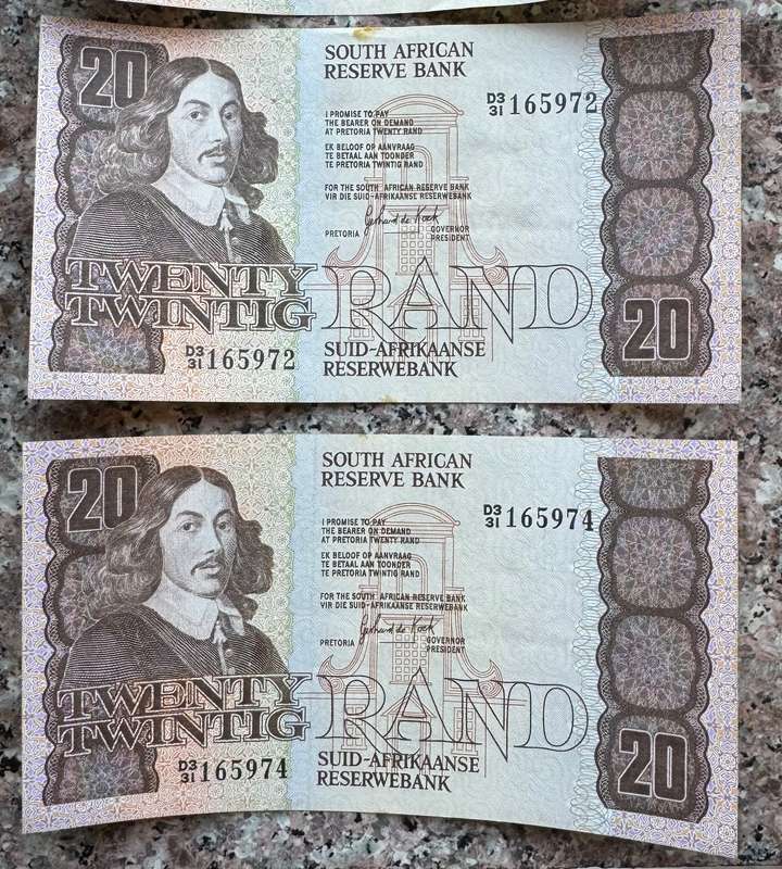 R20 NOTES A/Unc to UNC  - 3RD ISSUE G DE KOCK D3/51+bid per note 4 in sort of sequence bid per note