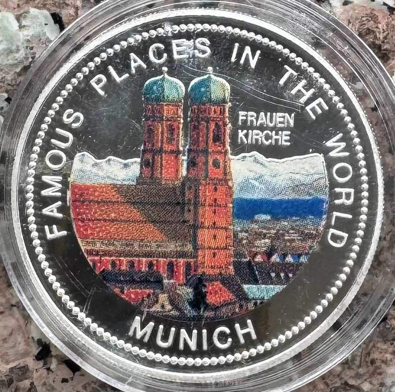 1993 UGANDA 2000 SHILLING - 1oz SILVER 999.9 - FAMOUS PLACES IN THE WORLD MUNICH
