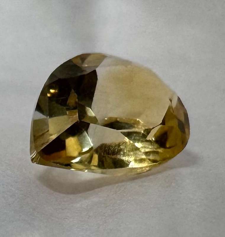 CERTIFIED 1.6060 cts - Medium Light Yellow - NATURAL CITRINE - pear cut - LI2 / G