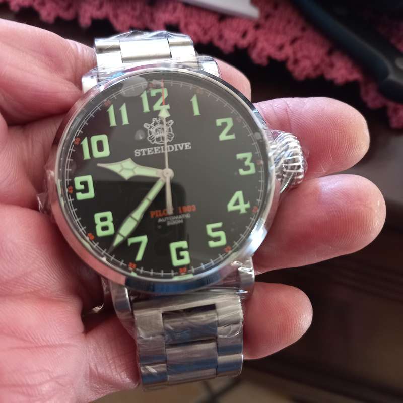 Steeldive SD1903 Pilot 200m - SEIKO NH35A 24 JEWELS AUTOMATIC MVT