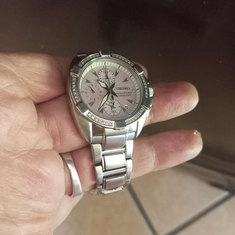 Seiko Ladies Velatura 53 real Diamonds Chronograph High value!!