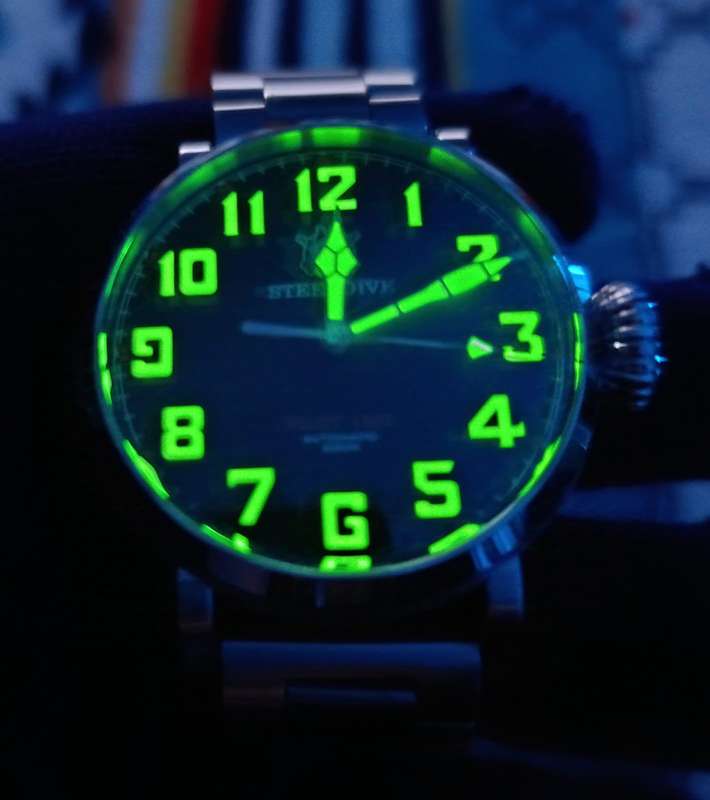 Steeldive SD1903 Pilot 200m - SEIKO NH35A 24 JEWELS AUTOMATIC MVT