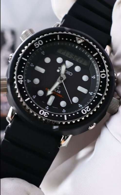 Seiko Arnie Hybrid SNJ025 SOLAR 200M WR.