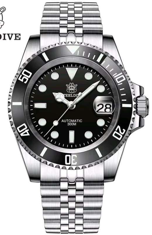 Submariner 300m Hulk Steeldive With Seiko NH35A  automatic movement  24 jewels