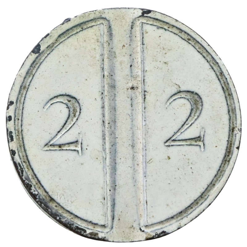 ND The River Club "2" Token 27mm 8,9g unknown metal