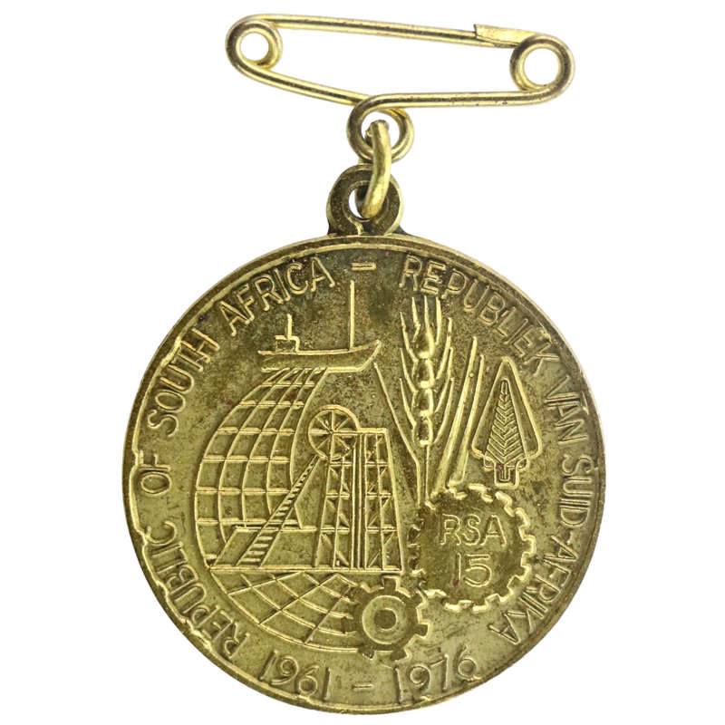 1976 South Africa Commemorative Medallion Celebrating 15 Years of being a Republic, rim nicks