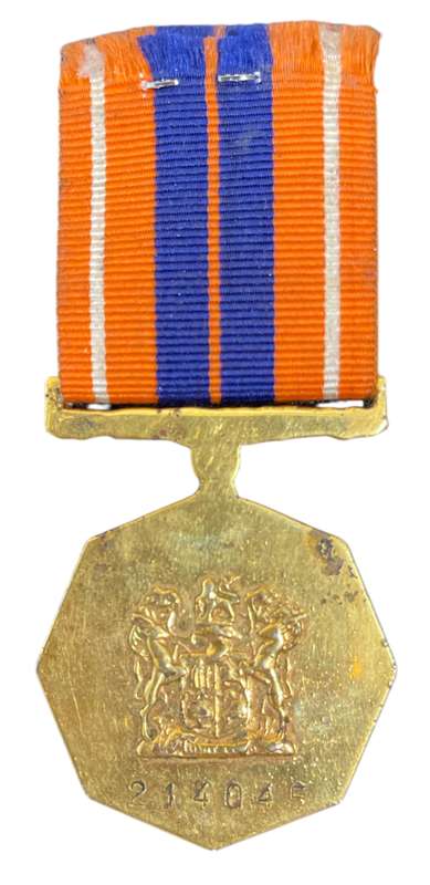 Full Size Type 4 (Brass Suspender) Pro Patria #214045 South African Défense Force Medal with Ribbon,