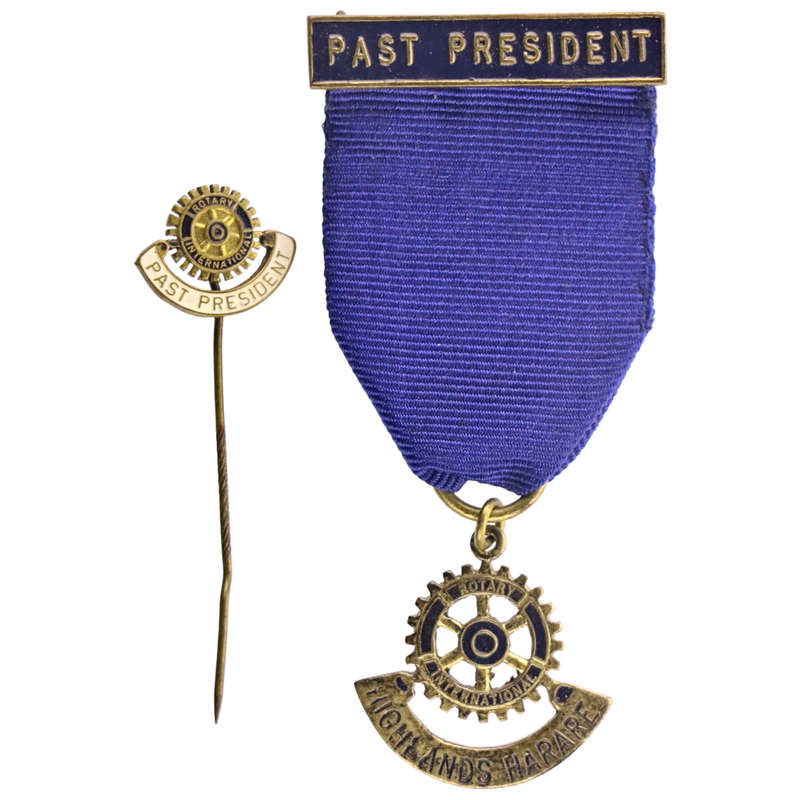 1987-88 Past President Stephen Bardwell Rotary Club International Highlands Harare Designation Medal