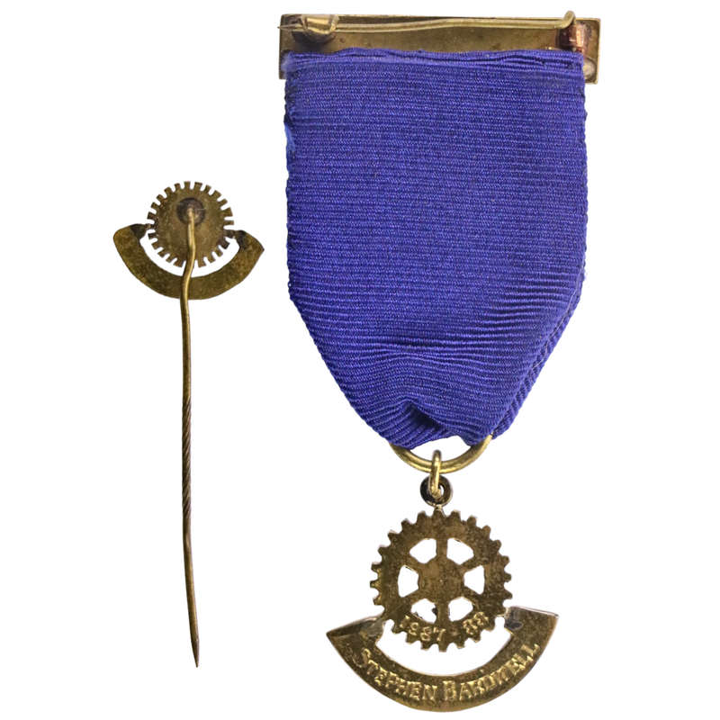 1987-88 Past President Stephen Bardwell Rotary Club International Highlands Harare Designation Medal