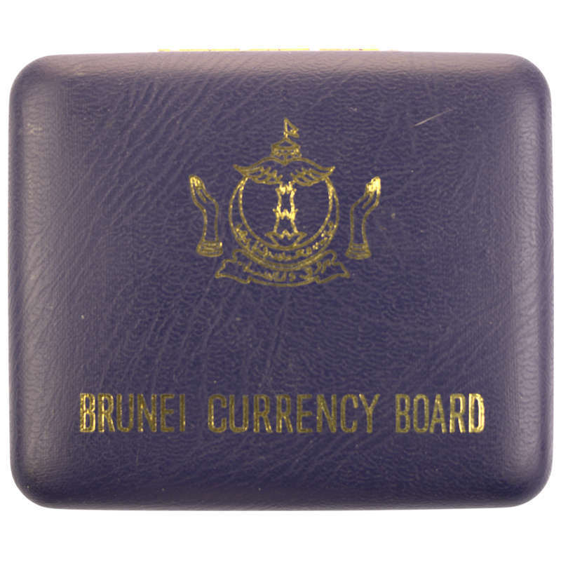 1970 Brunei Commemorative issue Antique cannon Copper-Nickel 5000 Minted 1 Ringgit / Dollar in Box K