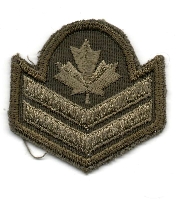 Canada Royal Canadian Armed Forces Master Corporal (Maple Leaf Over 2 Chevrons) Material Rank Patch