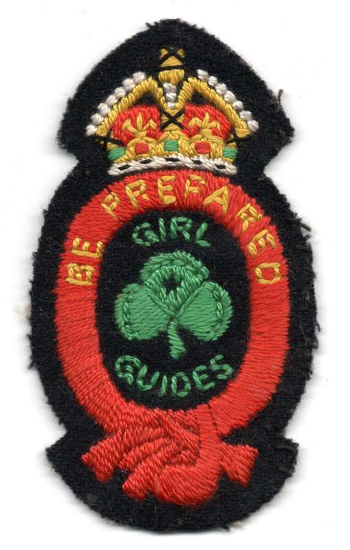 Scarce 1945 Girl Guides, Queens Guide badge 82mm x 50mm