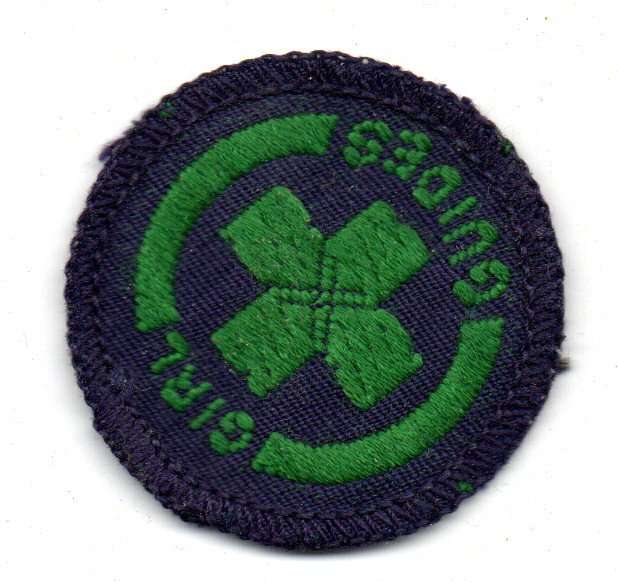 Vintage Girl Guides, Guide Interest Badge: Child Nurse Cloth Badge 42mm