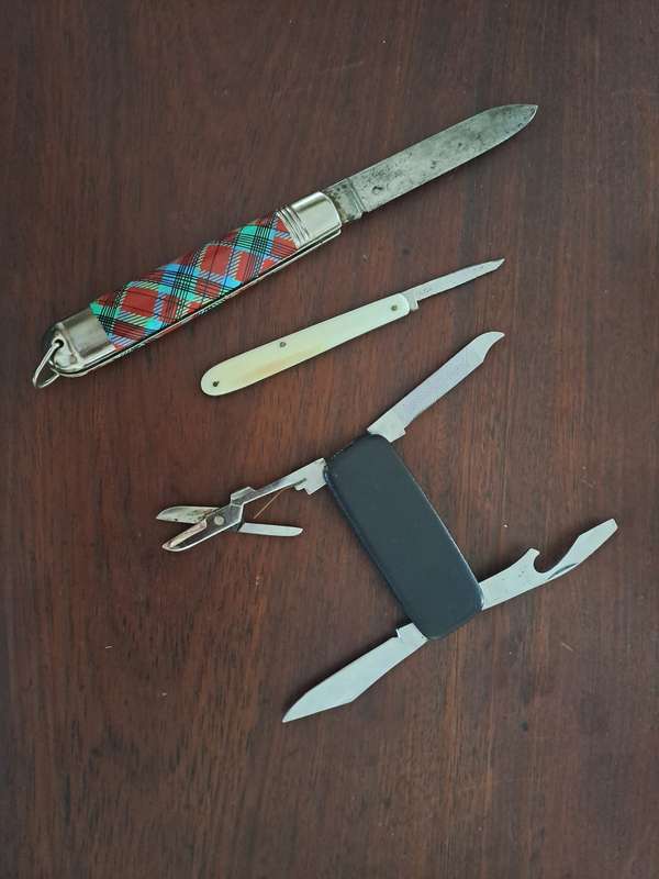 Vintage Pocket knives x 3 lot