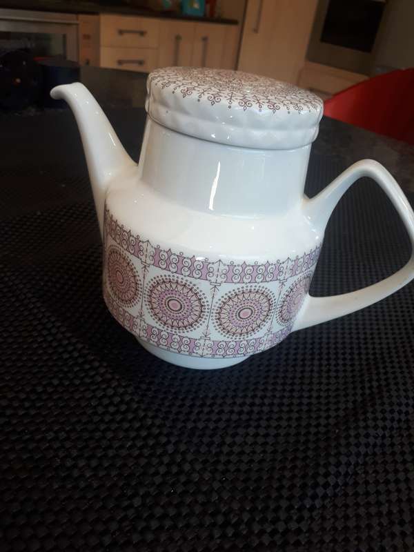 RARE Vintage Pontesa pink tea pot made in Spain