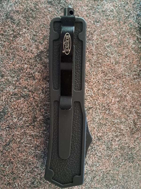 Knife  staletto blade retractable