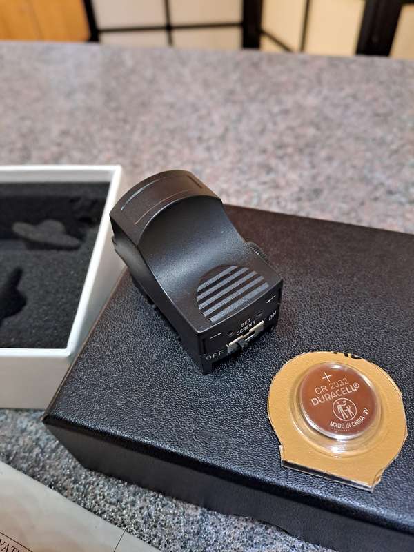 Mini red dot sight