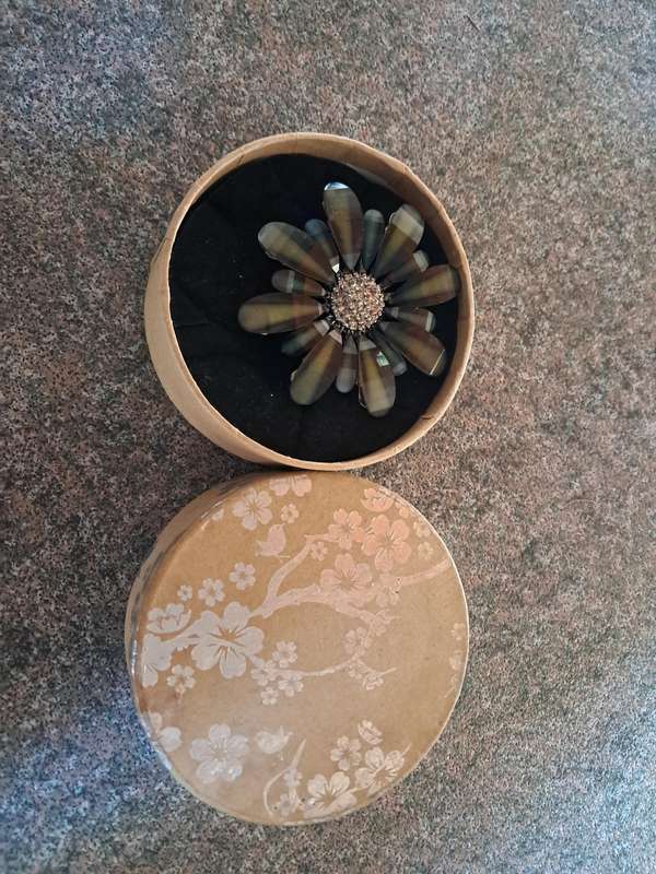 Vintage Brooch green