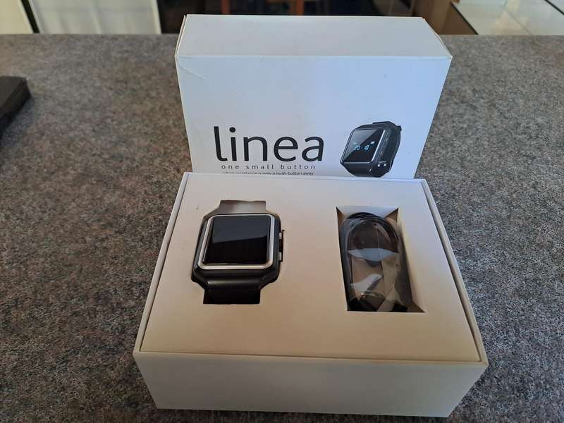 Linea rechargeable watch