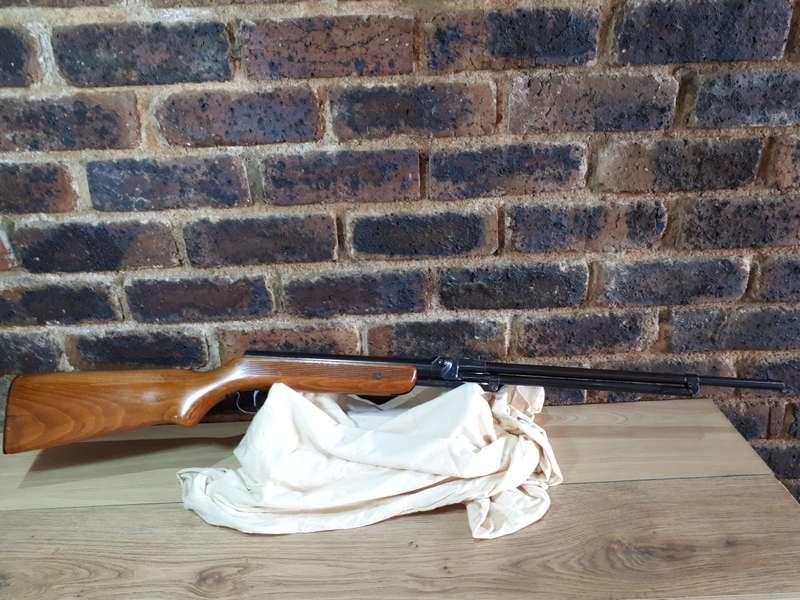 Air rifle vintage Relum Tornado  working condition