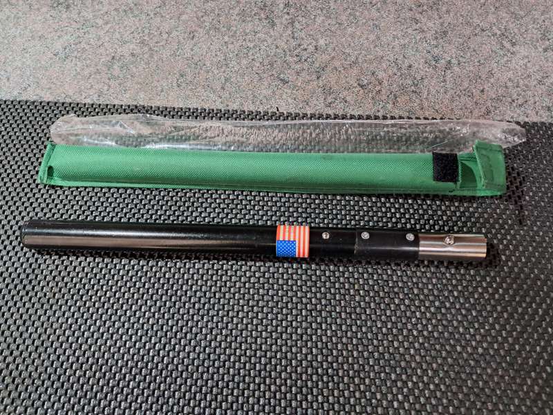 Blade baton in sheathing new