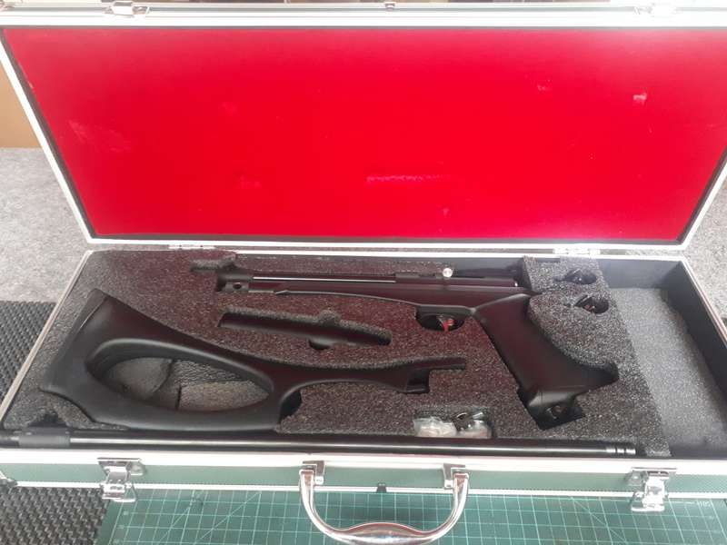 Air rifle/ pistol Artemis CP2 5.5mm in custom case