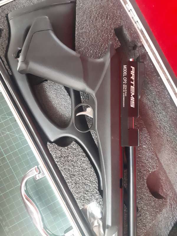 Air rifle/ pistol Artemis CP2 5.5mm in custom case