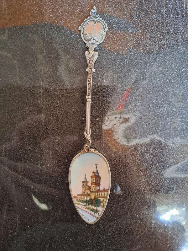 1900 antique silver teaspoon enameled Malta depicted