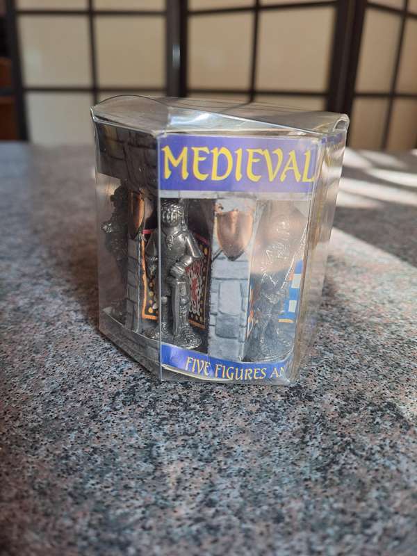 Timeline Midieval knights set of 5 made in England