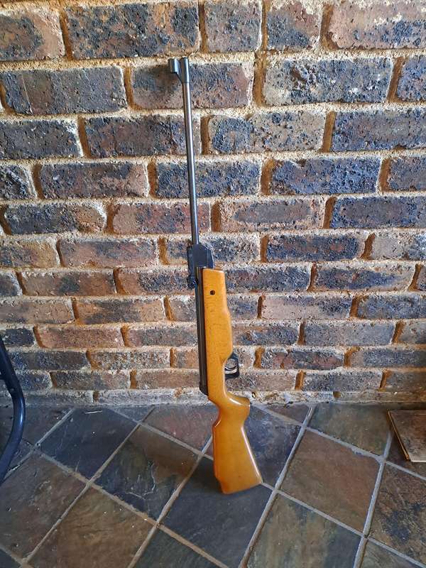 Air rifle Norica model 56 4.5mm .177 cal in very nice condition