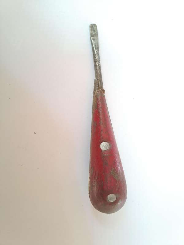 Antique/ vintage small screw driver flat head