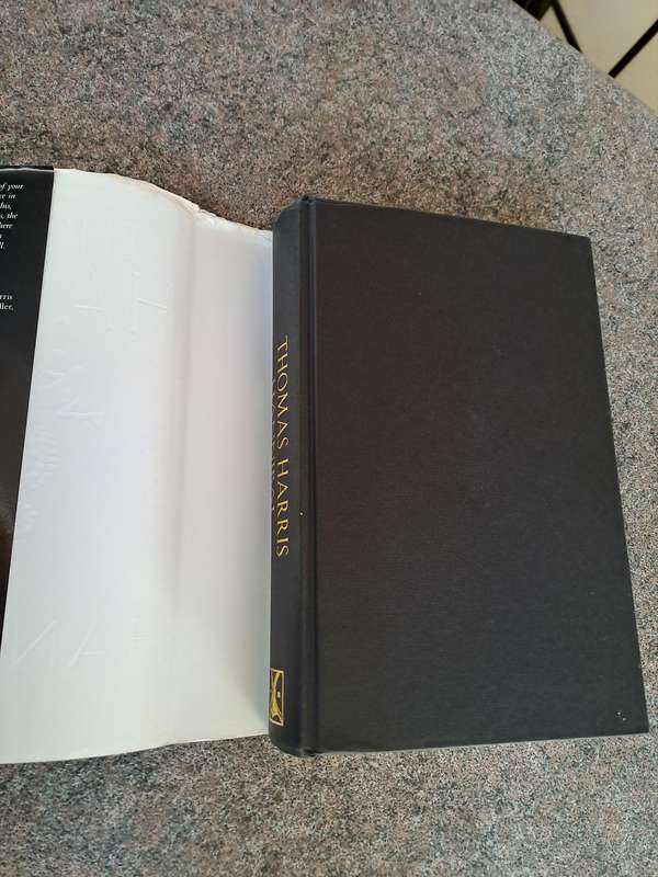 Thomas Harris Hannibal hard cover large William Heinaman London
