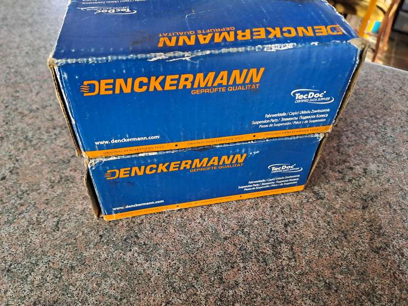 Ball joints Ford Fiesta lower ball joints set of 2