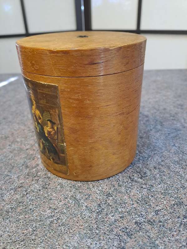 Vintage curved wood string dispenser early 20th century