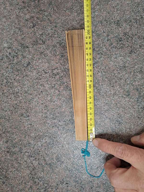 Japanese hand fan wooden in exelent condition