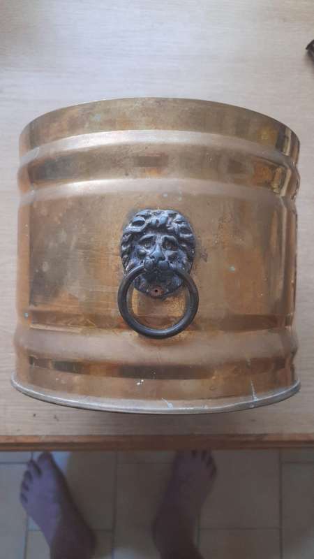 lions head brass planter made in Cape Town