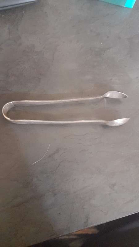 1926 Walker & Hall sugar tong sterling Sheffield