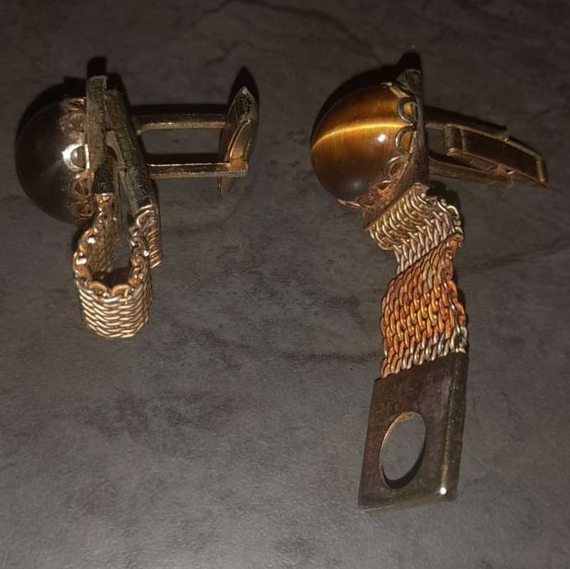 Vintage Cuff Links ~ tigers eye goldtone mesh wrap-around 60s