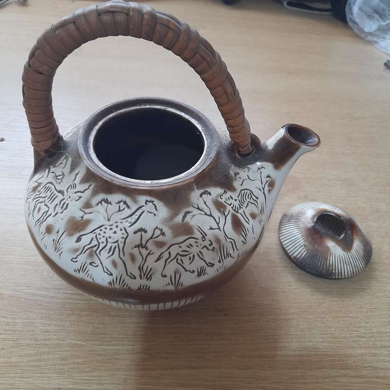 Crescent ware kruger park teapot