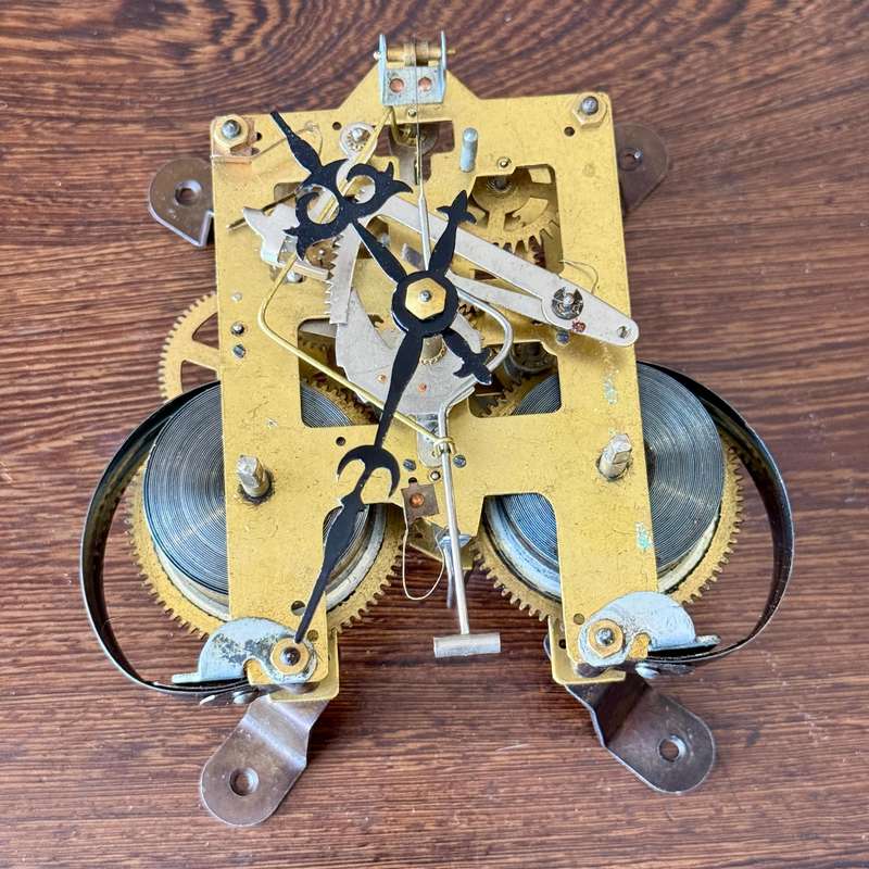 Vintage / Antique? Clock Movement