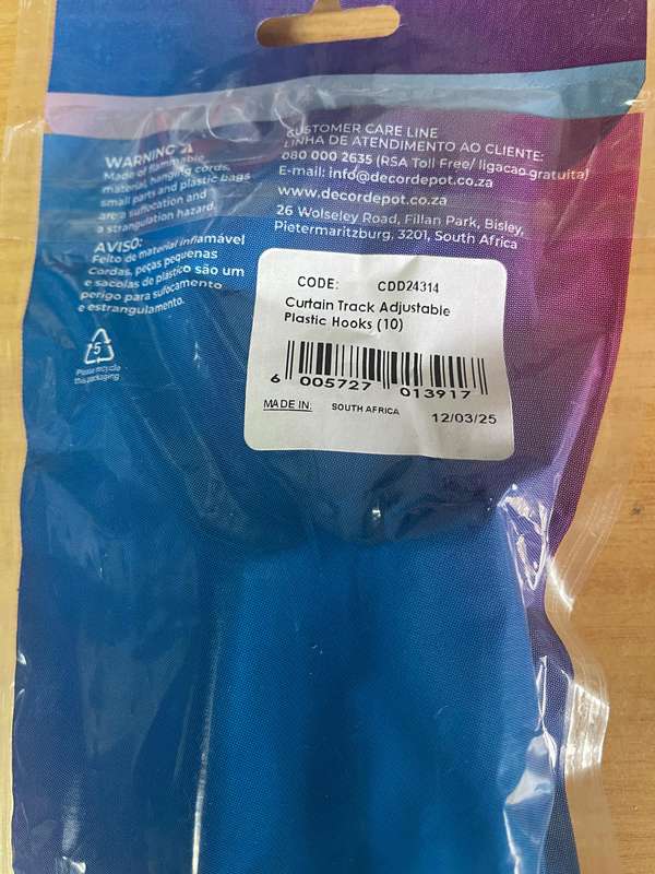 Adjustable Curtain Hooks