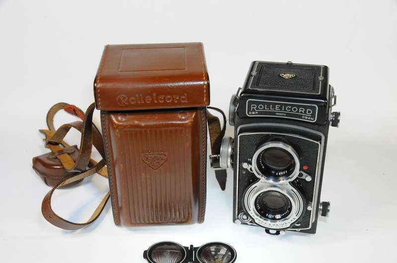 Rolleicord V Twin lens Reflex film camera with 75mm F3.5 taking lens, ER case and Yellow filter