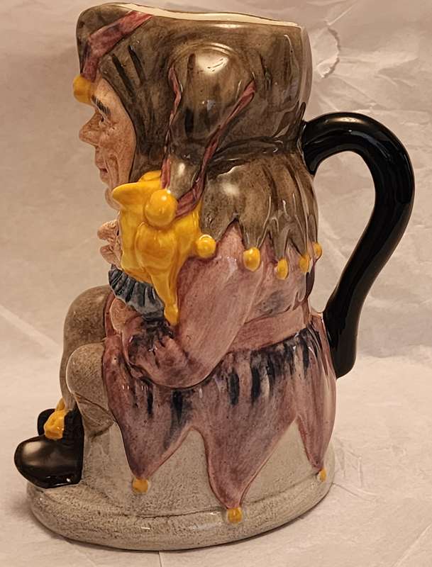 Royal Doulton Character Jug - Jester D6910 - Small - LIMITED edition, scarce, fabulous item!