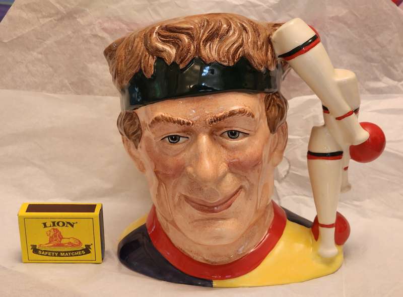 "The JUGGLER"  D6835   Royal Doulton Character Jug Large, with Black Balls & Skittles handle! Superb