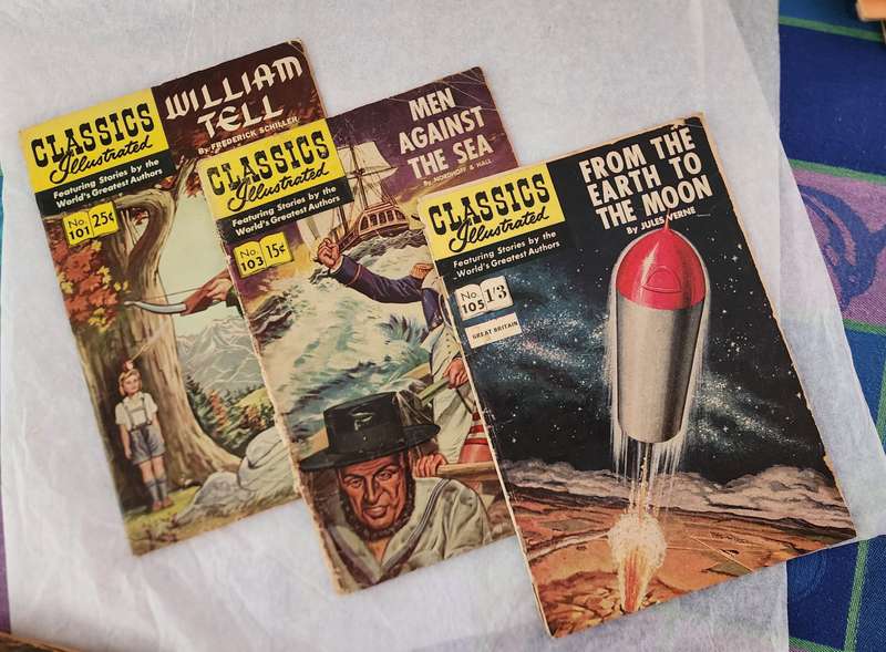 Vintage Selection of Comics -"CLASSICS ILLUSTRATED" No's 92- 114 (10) Fantastic bargain lot,