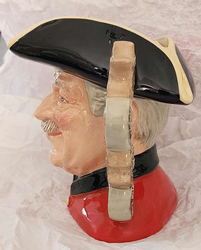 Royal Doulton LARGE Character Jug, " Chelsea Pensioner", D6817 - magnificent jug! quite superb !!